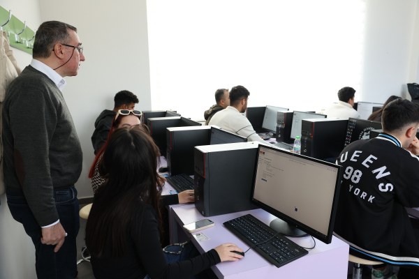 ALKÜ’DE DAAD ONSET ALMANCA SINAVI BAŞLADI