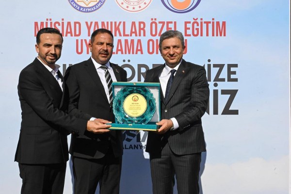 Vali Hulusi Şahin Alanya’da İki Yeni Okulun Açılışını Yaptı