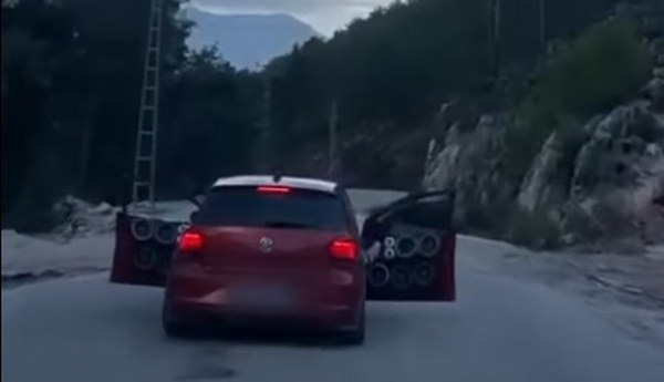 Kamera Ele Verdi: 15 Yaşındaki Sürücüye Ceza Yağdı